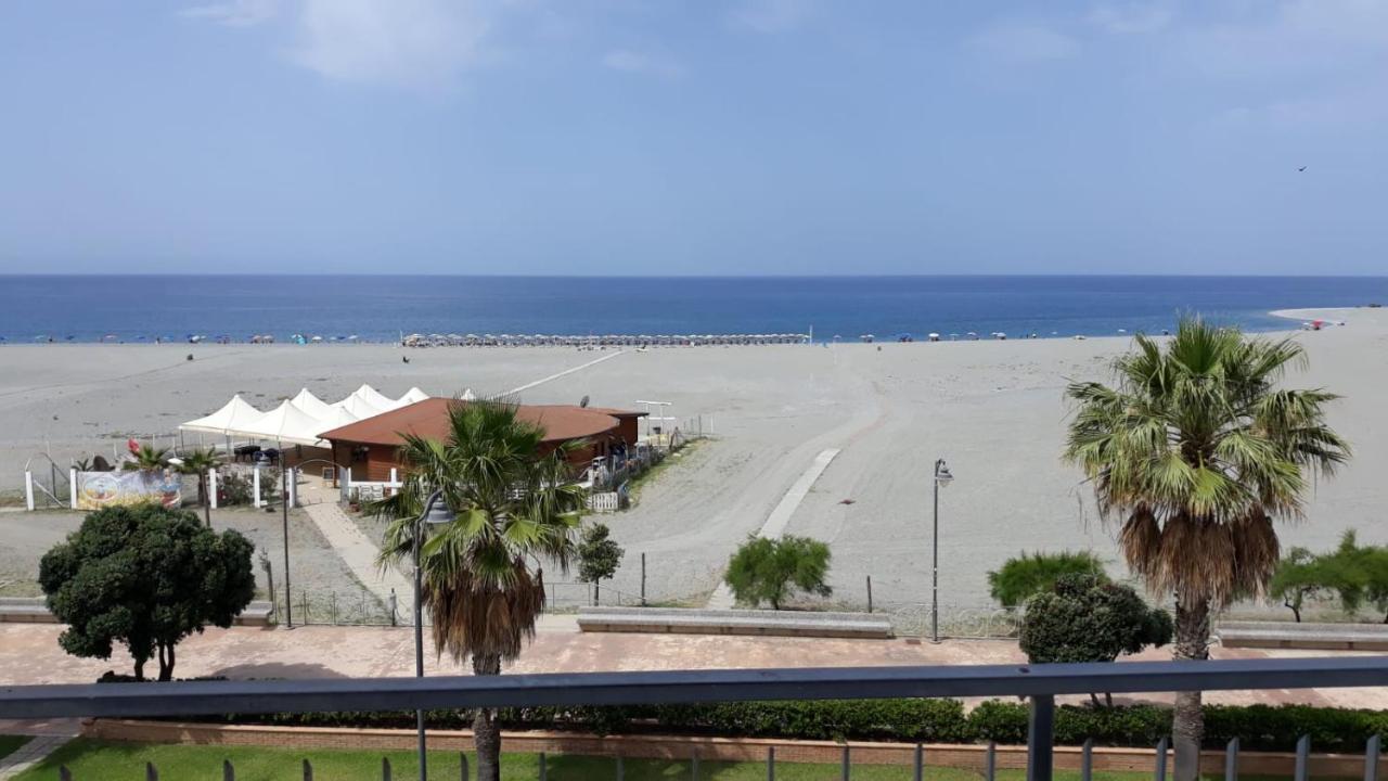 Mare Blu Διαμέρισμα Gizzeria Εξωτερικό φωτογραφία