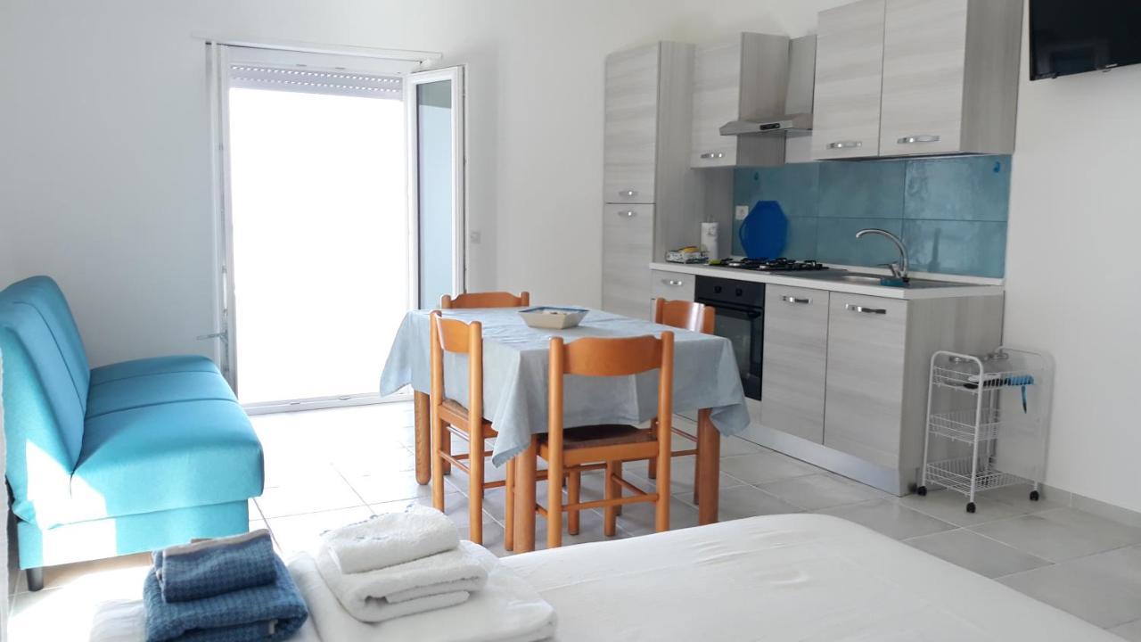 Mare Blu Διαμέρισμα Gizzeria Δωμάτιο φωτογραφία